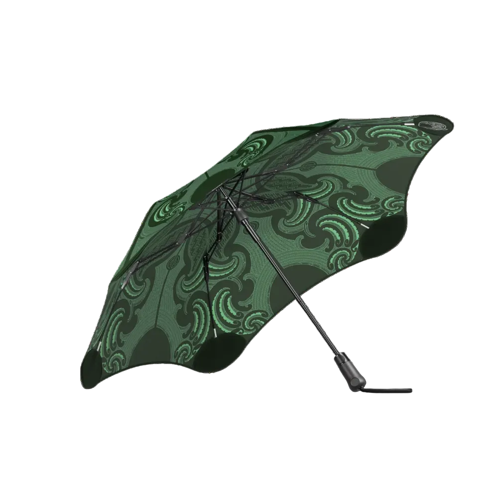 Blunt Umbrella Metro Limited Edition x Graham Tipene