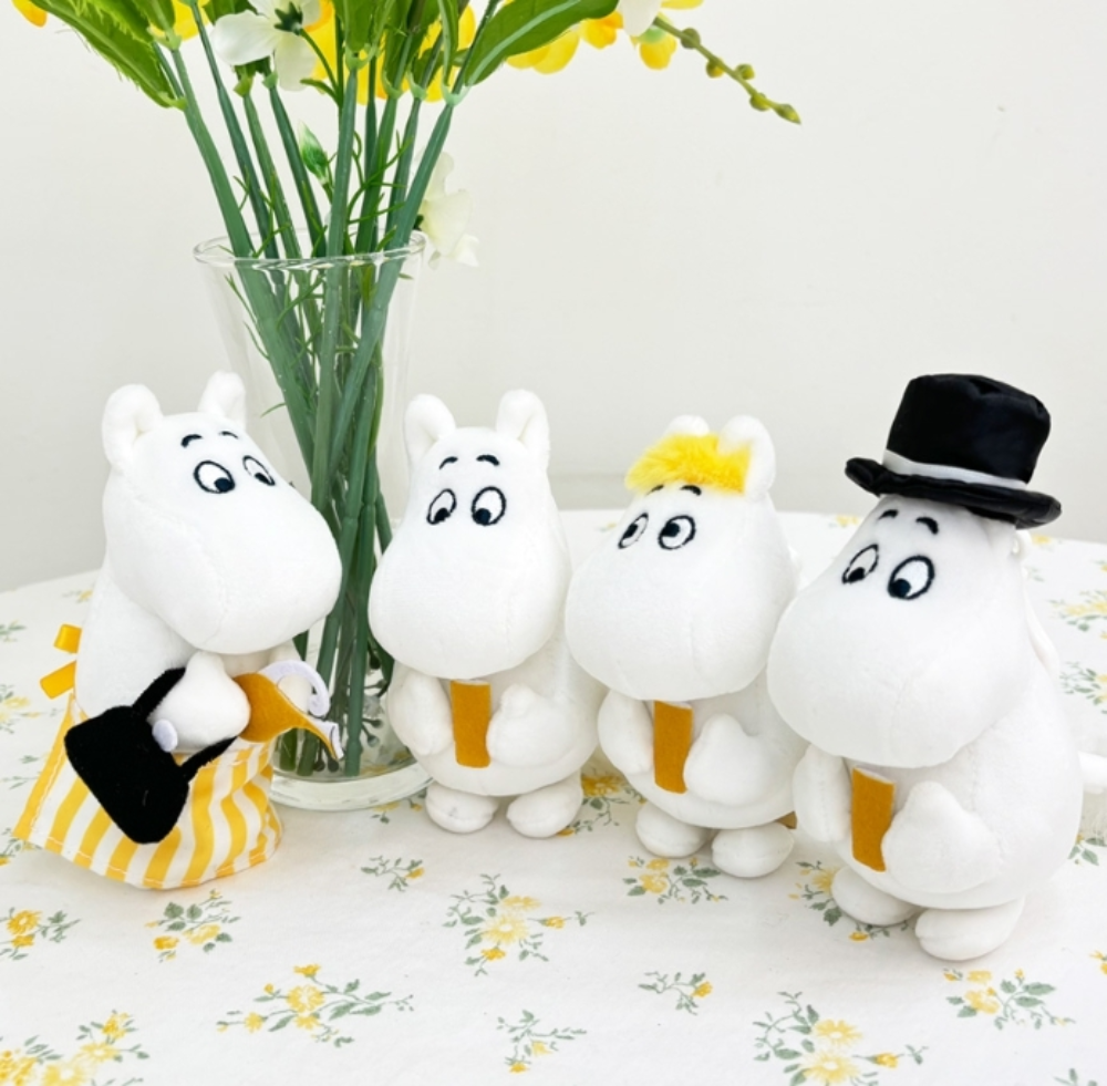 Moomin & Friends Figure Plush keychains Bag Charms Moominmamma