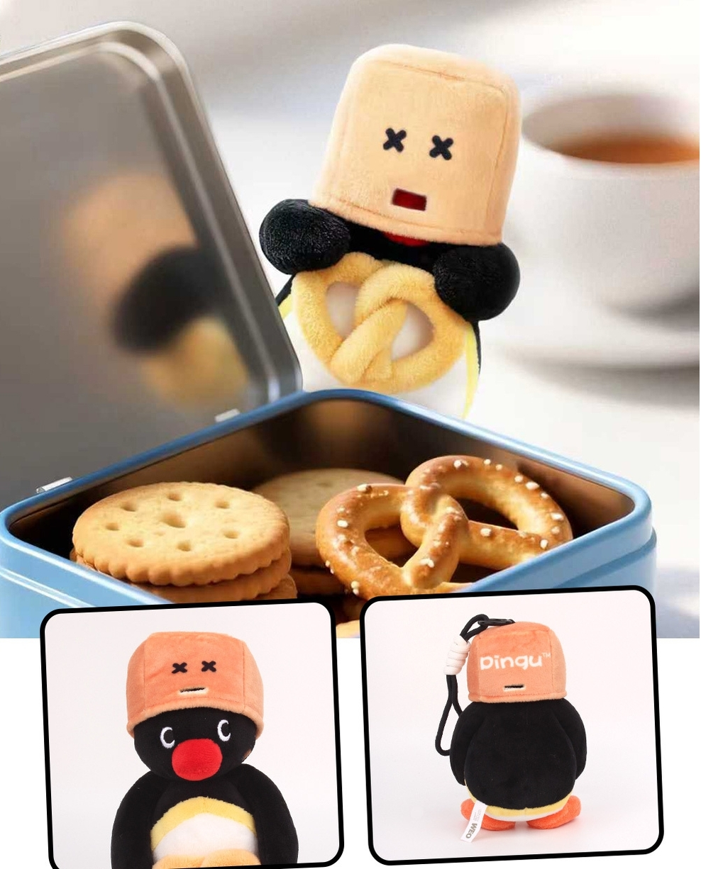 Pingu Hide & Seek Plush Keyring Blind Box Premium
