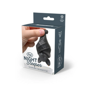 Tea infuser packaging with a hand holding the product on a white background