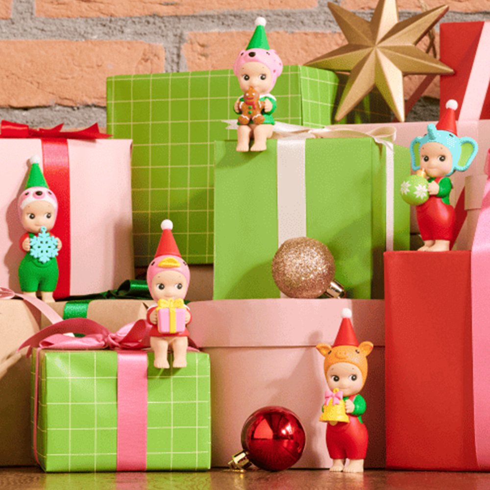 Sonny Angel Limited Edition  Santa's Little Helper