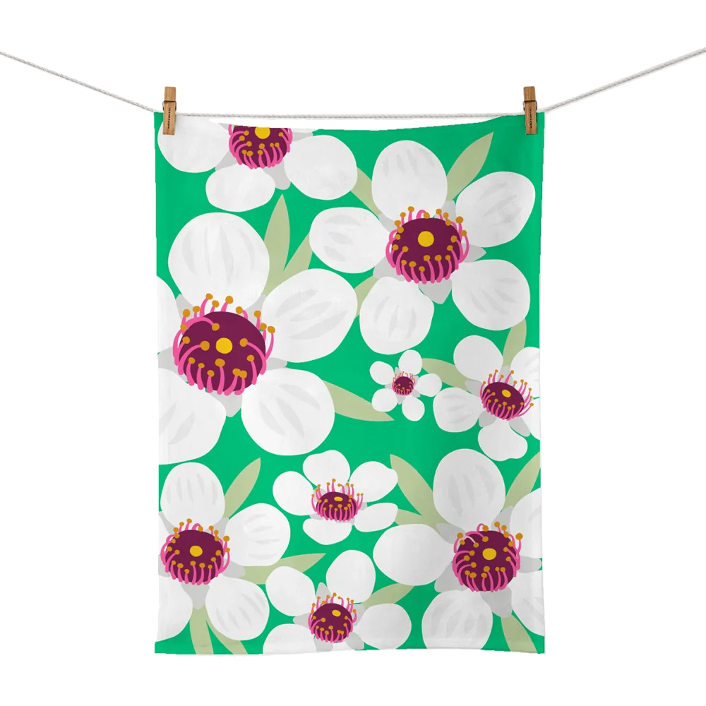 100 % NZ Tea Towel Bright Botanical Mānuka