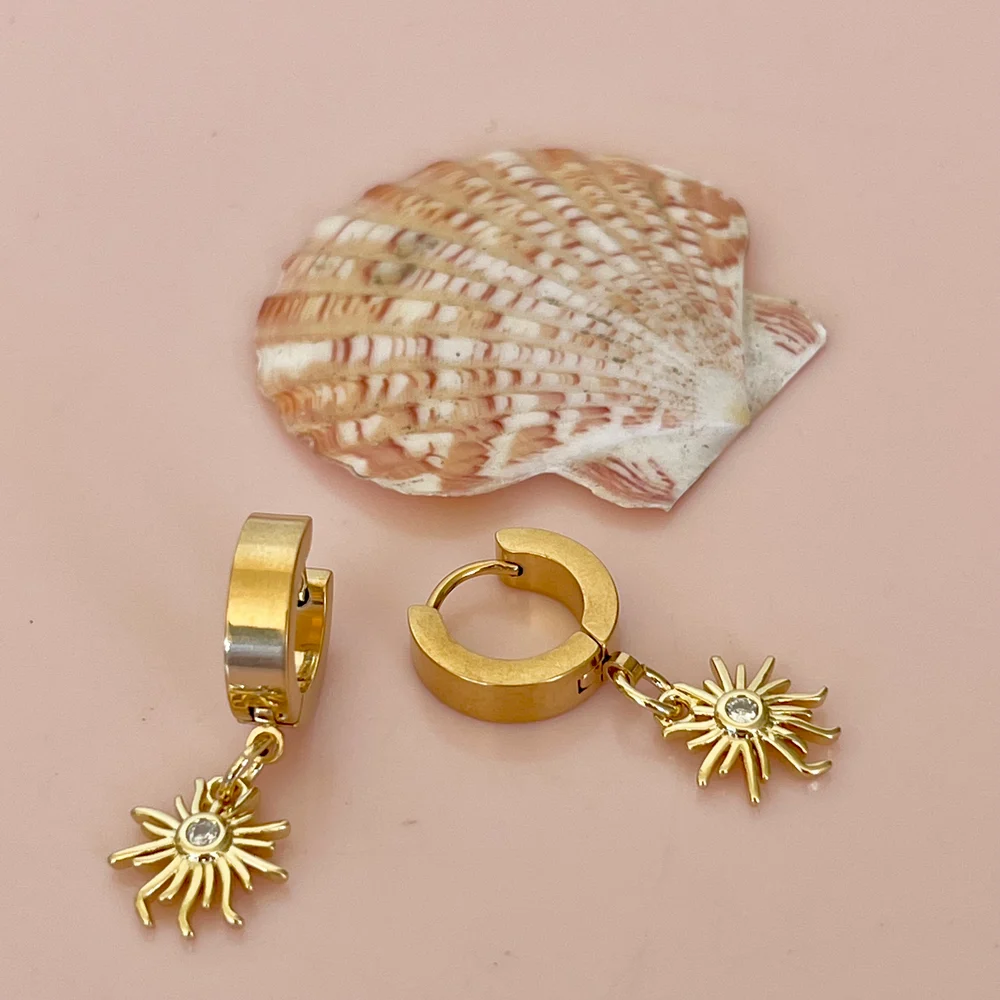 Penny Foggo Earrings Huggies Wiggly Sun Gold
