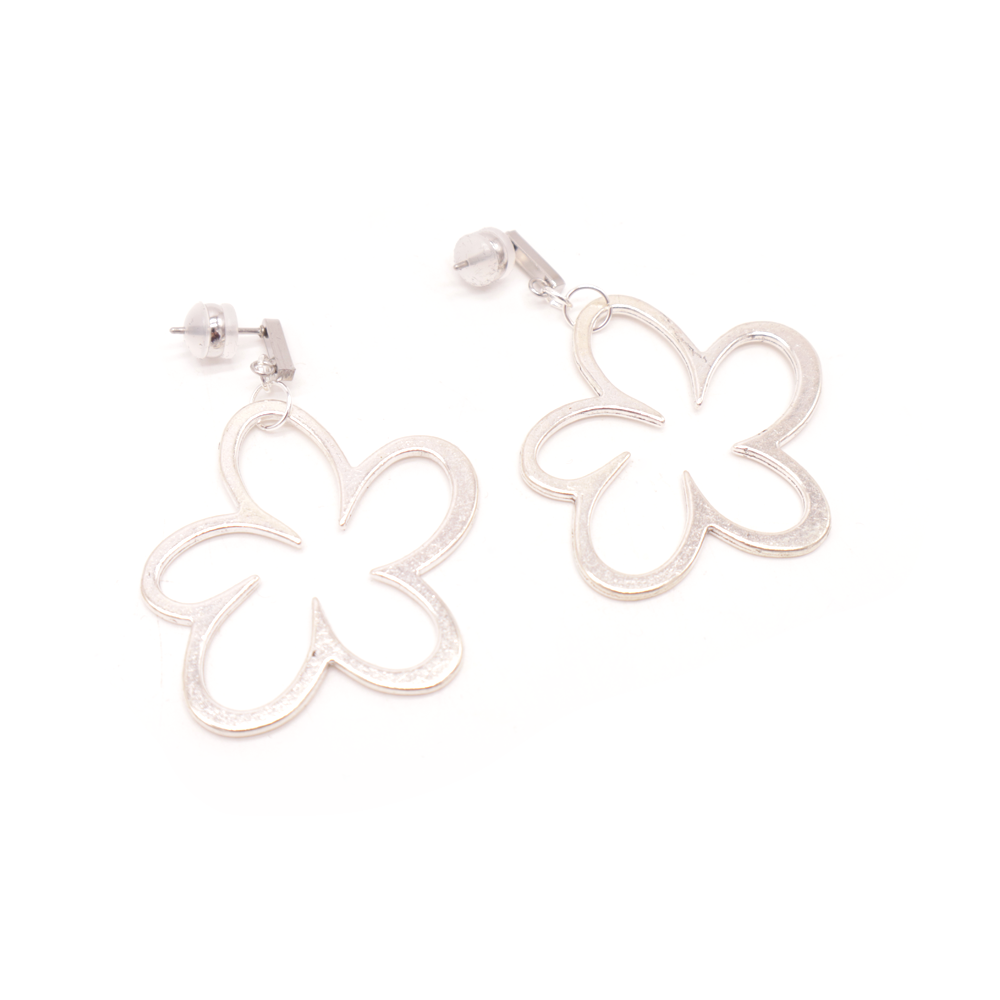 Penny Foggo Earrings Large Daisy Drops Silver