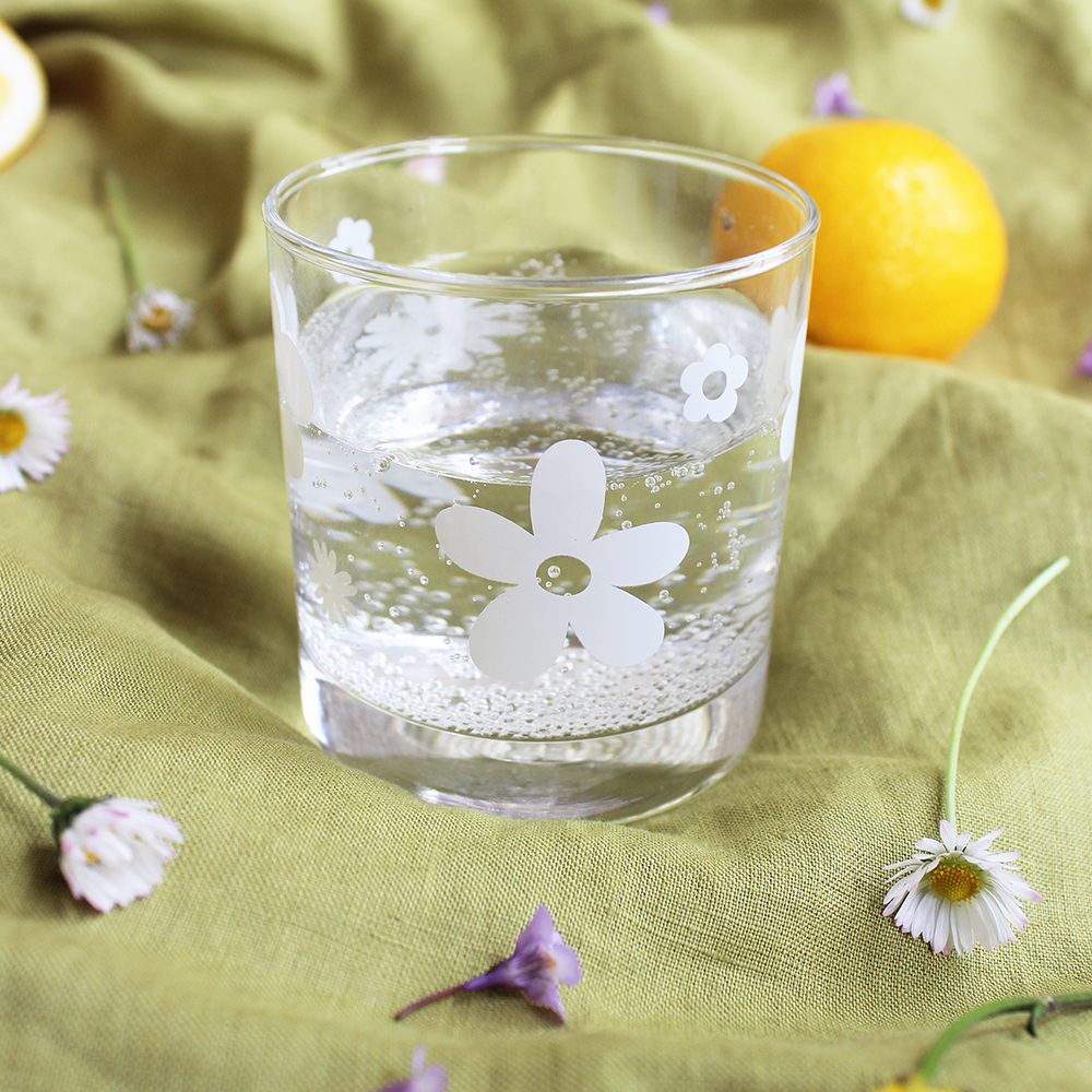 Iko Iko Glass Tumbler Daisies White